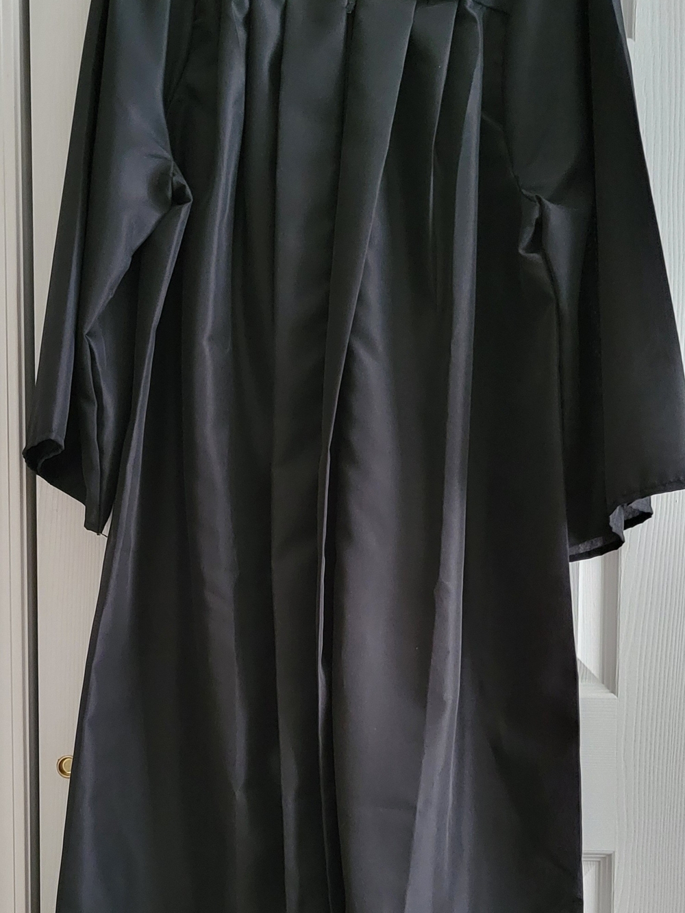 Classic Jostens Black Graduation Gown-Like New Condition.